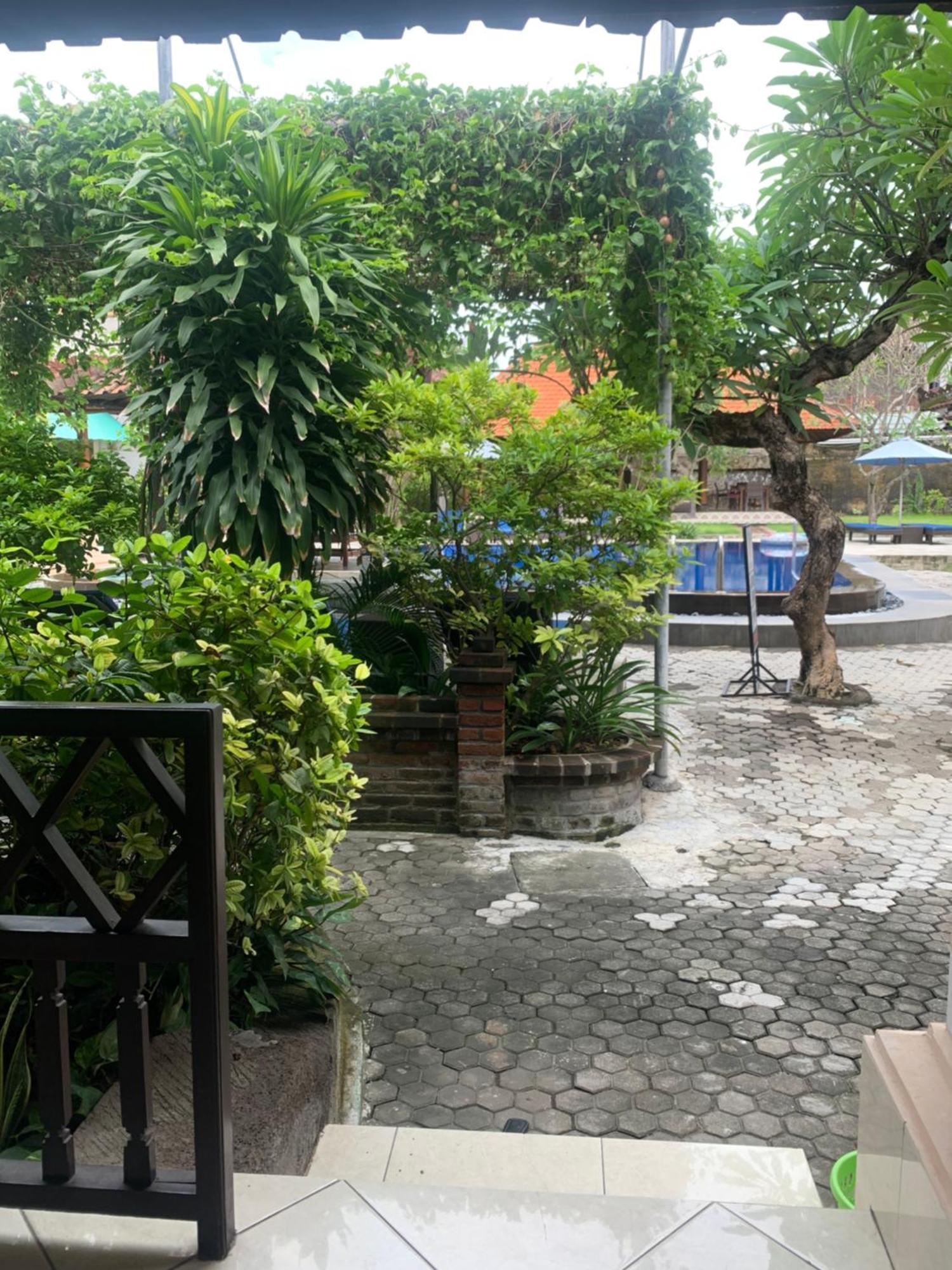 Fat Yogi Cottages Kuta  Exterior photo